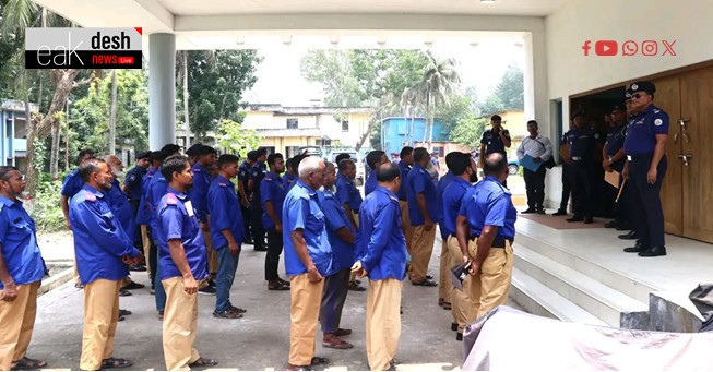 পিরোজপুরে চৌকিদারদের সক্রিয়তায় থানা পর্যায়ে আইনশৃঙ্খলা বৈঠক